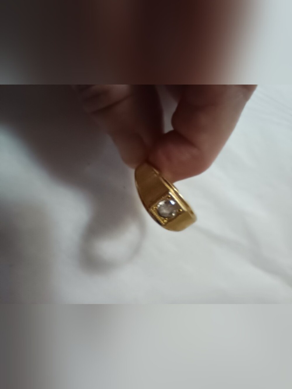 Vintage Signed Avon Men's Ring. 18k HGE. Size 12.5